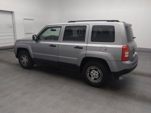 Used 2014 Jeep Patriot Sport w/ Power Value Group FWD image 3