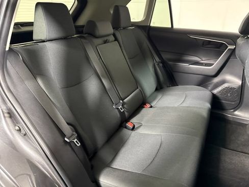 Used 2023 Toyota RAV4 LE AWD/4WD image 15