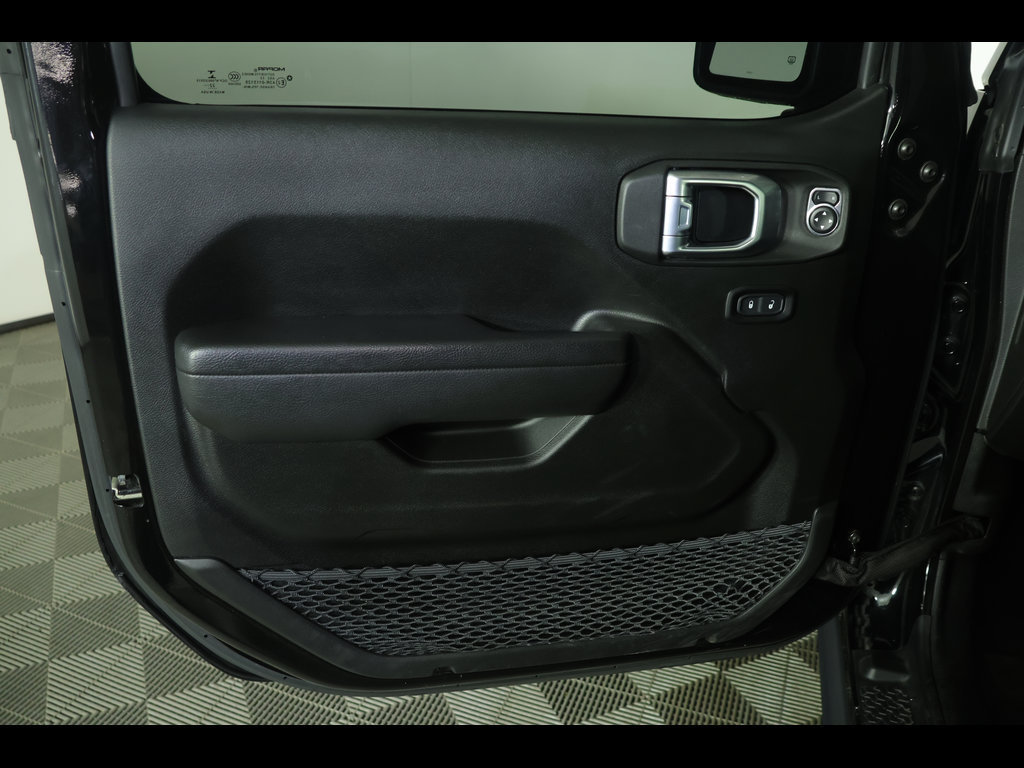 Used 2023 Jeep Gladiator Sport AWD/4WD image 19