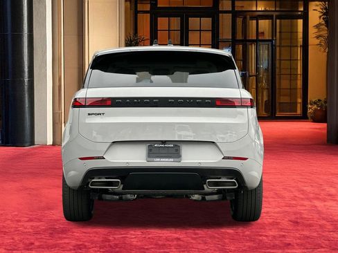 New 2026 Land Rover Range Rover Sport Dynamic SE image 11
