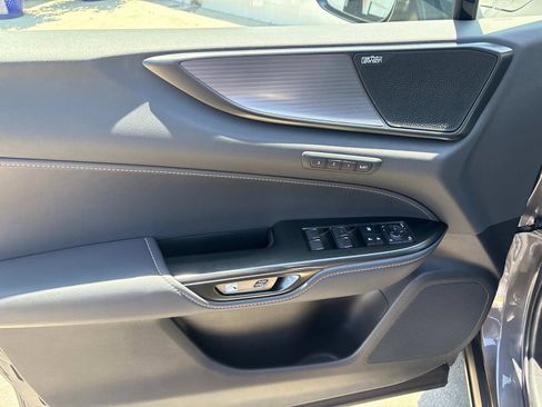 Used 2024 BMW 330i xDrive 330i xDrive Sedan AWD w/ Premium Package image 14