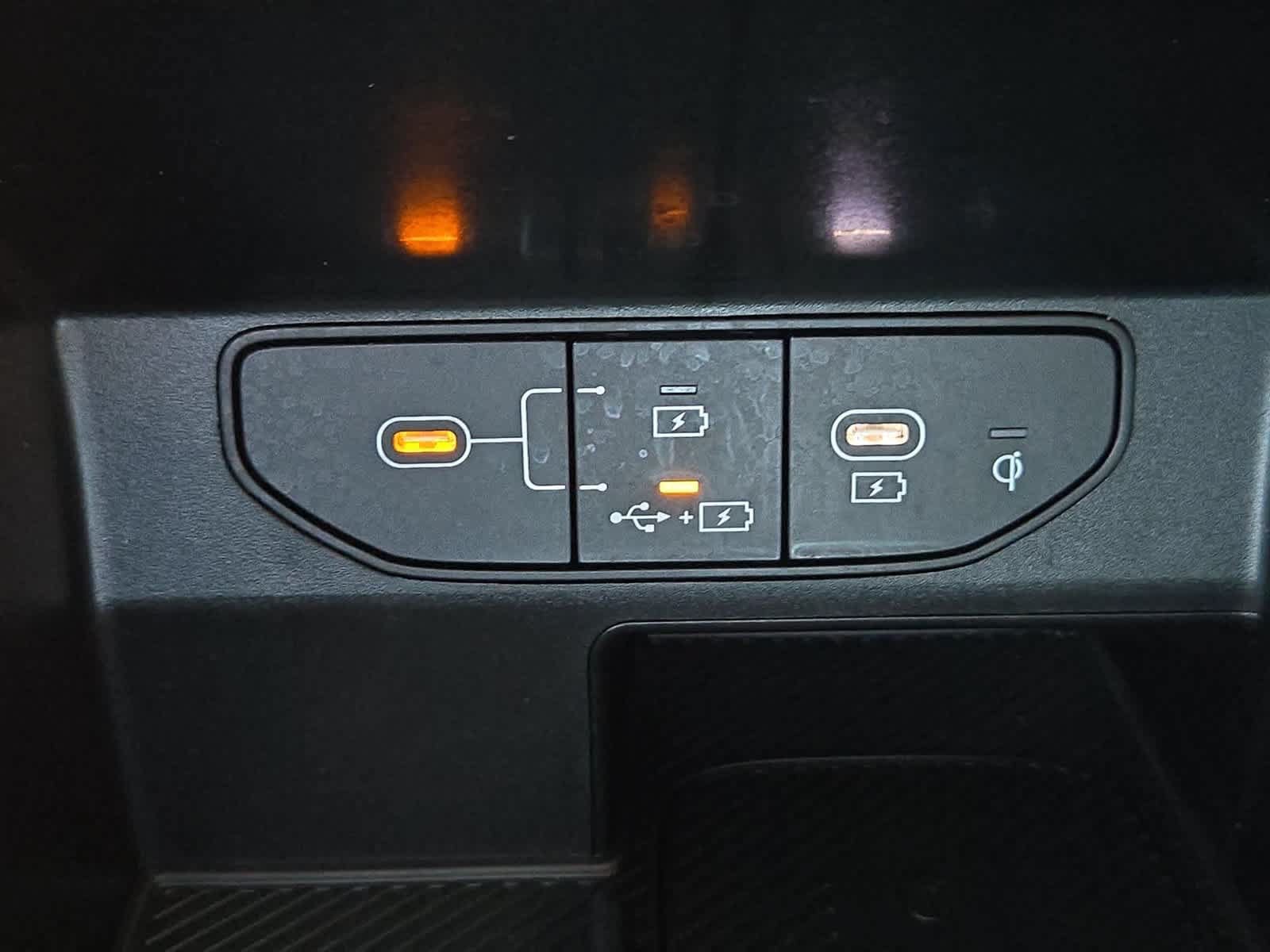 Used 2024 Kia Sorento S w/ Panoramic Sunroof Package FWD image 32