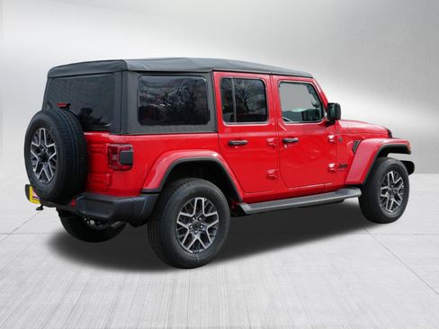 New 2026 Jeep Wrangler Unlimited Sahara AWD/4WD image 7