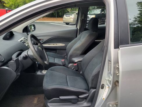 Used 2009 Toyota Yaris Sedan FWD image 10