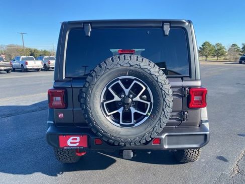 New 2026 Jeep Wrangler Unlimited Rubicon image 6