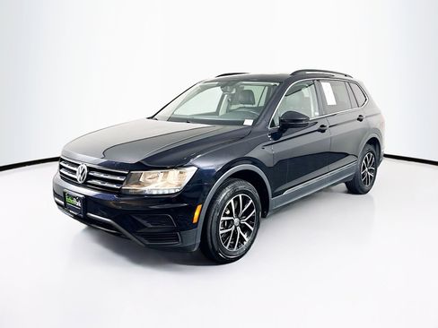 Used 2021 Volkswagen Tiguan SEL FWD image 3