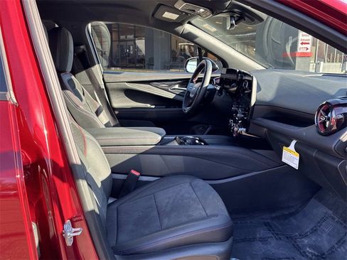 Used 2025 Chevrolet Blazer EV RS image 9