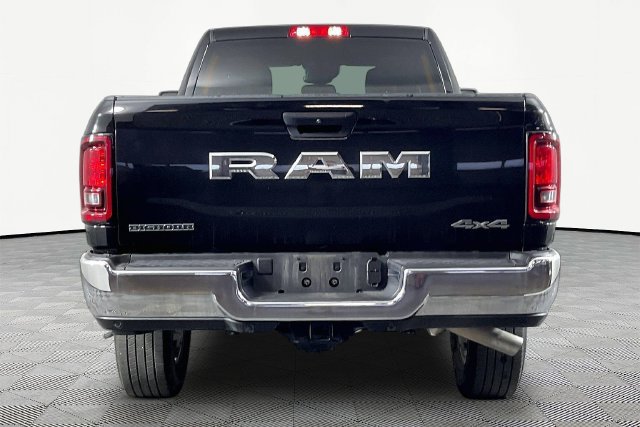 Used 2026 RAM 2500 Big Horn AWD/4WD image 4