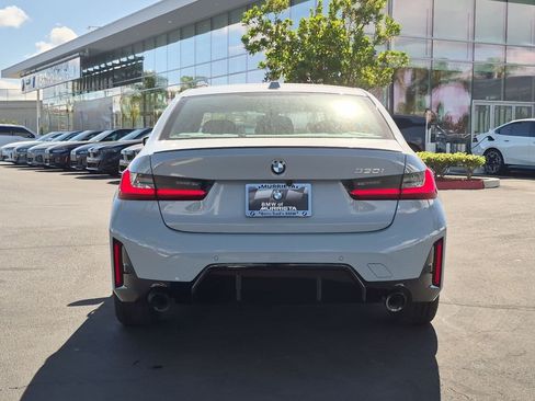 New 2026 BMW 330i Sedan w/ M Sport Package RWD image 9