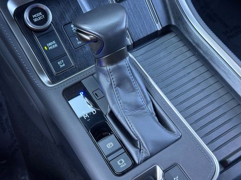 Used 2024 Lexus GX 550 w/ Cold Area Package image 35