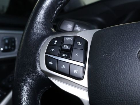 Used 2021 Ford Explorer Limited AWD/4WD image 23