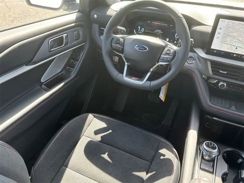 New 2025 Ford Explorer ST image 22