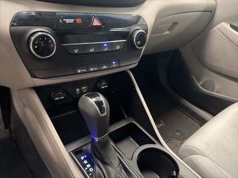 Used 2017 Hyundai Tucson SE AWD/4WD image 22