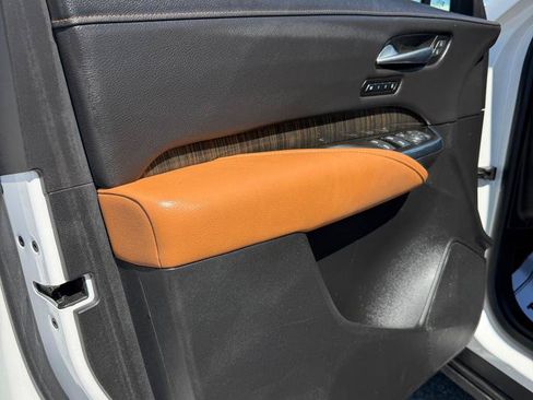 Used 2019 Cadillac XT4 Premium Luxury FWD image 15