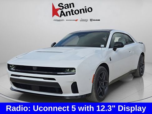 New 2026 Dodge Charger Scat Pack w/ Blacktop Package AWD/4WD image 4