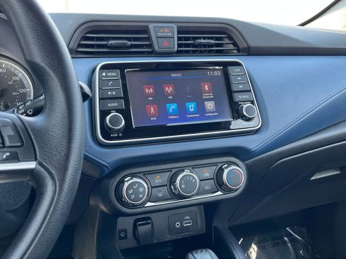 Used 2025 Nissan Versa SV image 17