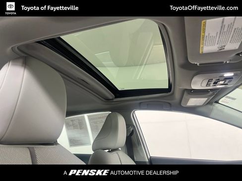 Used 2024 Toyota Camry XLE w/ Navigation Package FWD image 11