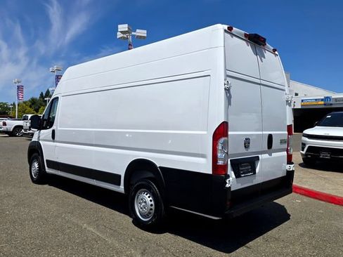 Used 2025 RAM ProMaster 3500 FWD image 6