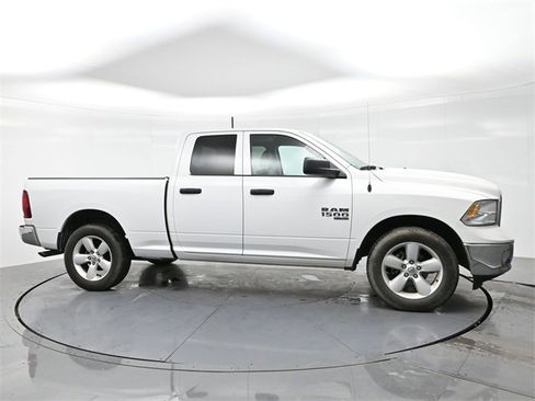 Used 2024 RAM 1500 Classic SLT image 8