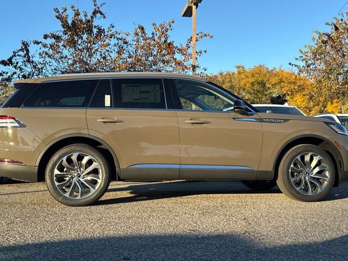 New 2026 Lincoln Aviator Reserve AWD/4WD image 4