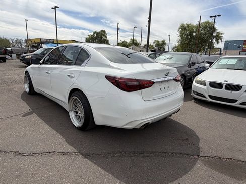Used 2018 INFINITI Q50 Luxe RWD image 5