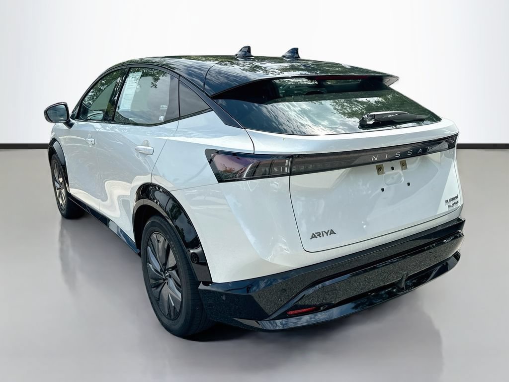 Used 2024 Nissan Ariya AWD image 7