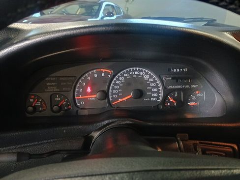 Used 1995 Chevrolet Camaro Z28 image 19