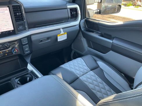 New 2025 Ford F250 XLT w/ Black Appearance Package AWD/4WD image 43