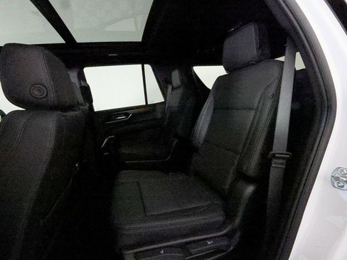 Used 2026 GMC Yukon Denali w/ Sun & Power Step Package image 15