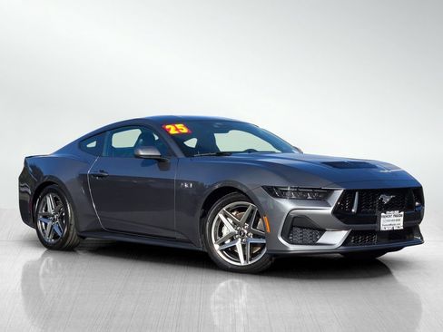 Used 2025 Ford Mustang GT Premium RWD image 1