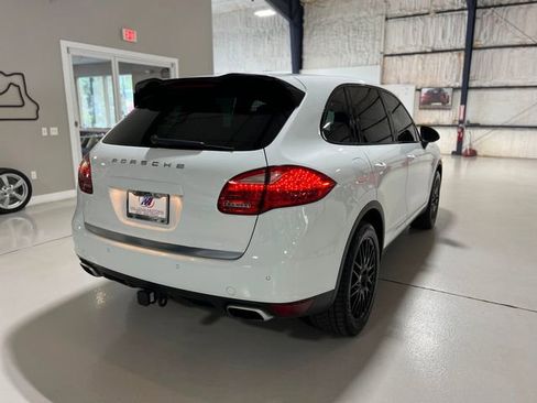 Used 2014 Porsche Cayenne Diesel AWD/4WD image 60