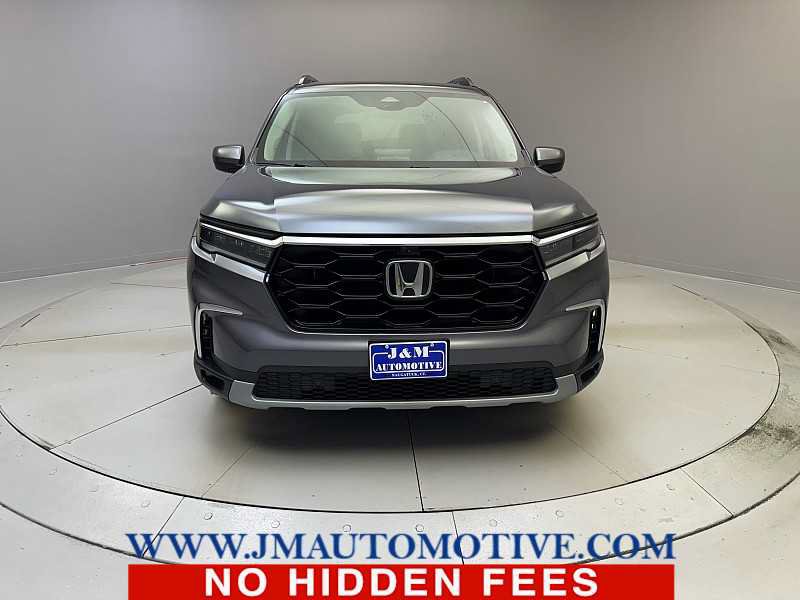 Used 2023 Honda Pilot Elite image 8