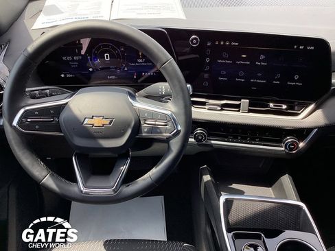 Used 2026 Chevrolet Equinox LT FWD image 15