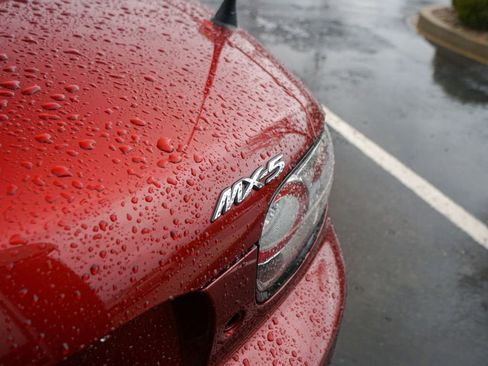 Used 2008 MAZDA MX-5 Miata Sport image 8