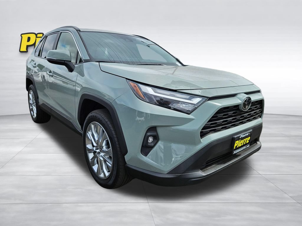 Used 2022 Toyota RAV4 XLE Premium FWD image 7