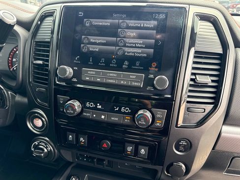 Used 2024 Nissan Titan PRO-4X w/ Pro-4x Convenience Package AWD/4WD image 31