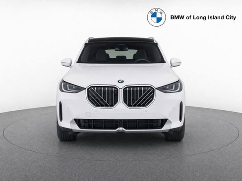 New 2026 BMW X3 xDrive30i w/ Premium Package AWD/4WD image 2