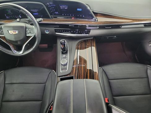 Certified 2023 Cadillac Escalade ESV Premium Luxury w/ Performance Package RWD image 16