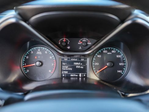 Used 2015 Chevrolet Colorado Z71 image 12