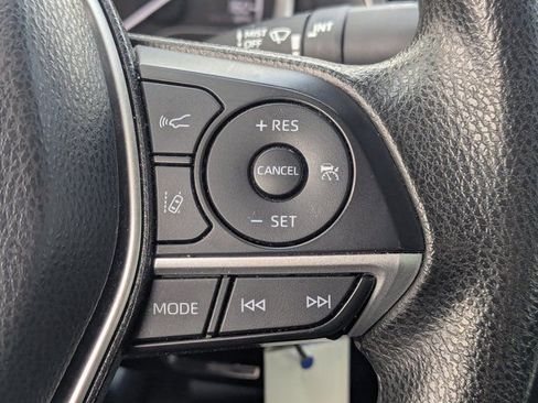 Used 2021 Toyota Camry LE image 16