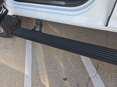 Used 2024 RAM 2500 Limited w/ Safety Group image 8