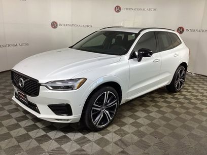 Used 2021 Volvo XC60 T5 R-Design w/ Advanced Package
