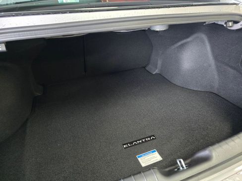 New 2026 Hyundai Elantra Limited FWD image 16