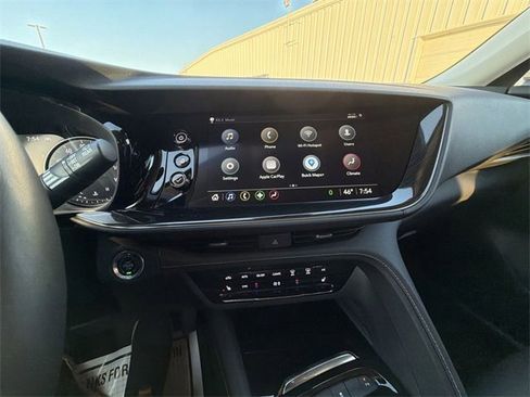Used 2023 Buick Envision Essence image 44