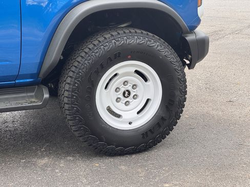 New 2026 Ford Bronco Heritage Edition image 6