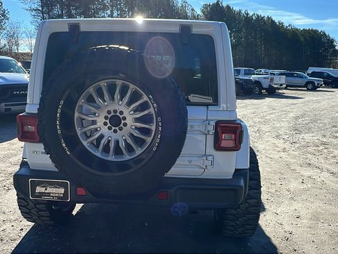 Used 2021 Jeep Wrangler Unlimited Sahara w/ Cold Weather Group image 9