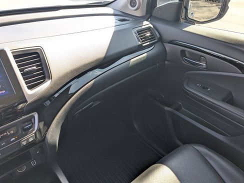 Used 2020 Honda Ridgeline RTL-E image 18