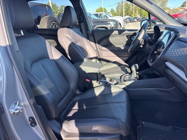 Used 2025 Subaru Forester Limited w/ Popular Package #1 AWD/4WD image 31