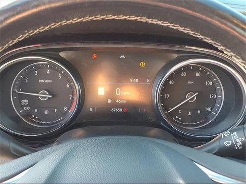 Used 2021 Buick Encore GX Essence w/ Advanced Technology Package image 13