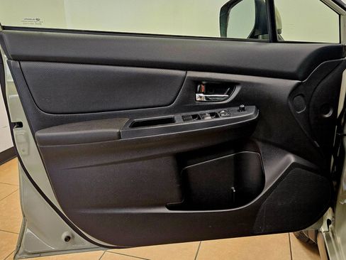 Used 2013 Subaru Crosstrek 2.0i Limited image 7